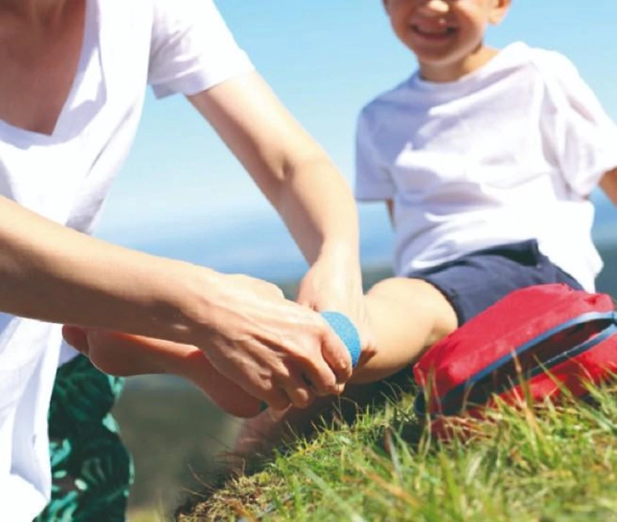 Happyplast Lijmvrije Pleister (beige) | 5 Vingerpleisters Waterdicht Zelfklevend Elastisch | Zelfklevende Pleisterband 2,5 Cm X 4,5 M | Zelfklevende Pleister Gevoelig 2 Happyplast Lijmvrije Pleister (beige) | 5 Vingerpleisters Waterdicht Zelfklevend Elastisch | Zelfklevende Pleisterband 2,5 Cm X 4,5 M | Zelfklevende Pleister Gevoelig - Afbeelding 2