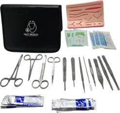 Hechtset Geneeskunde - Leren Hechten - Oefenen Hechten - Suture - Naaldvoerder - Chirurgisch Hechten - Dissectie - Mast Medical 11 Hechtset Geneeskunde - Leren Hechten - Oefenen Hechten - Suture - Naaldvoerder - Chirurgisch Hechten - Dissectie - Mast Medical -Winkel Voor Ehbo-Apparatuur 1200x1121 3
