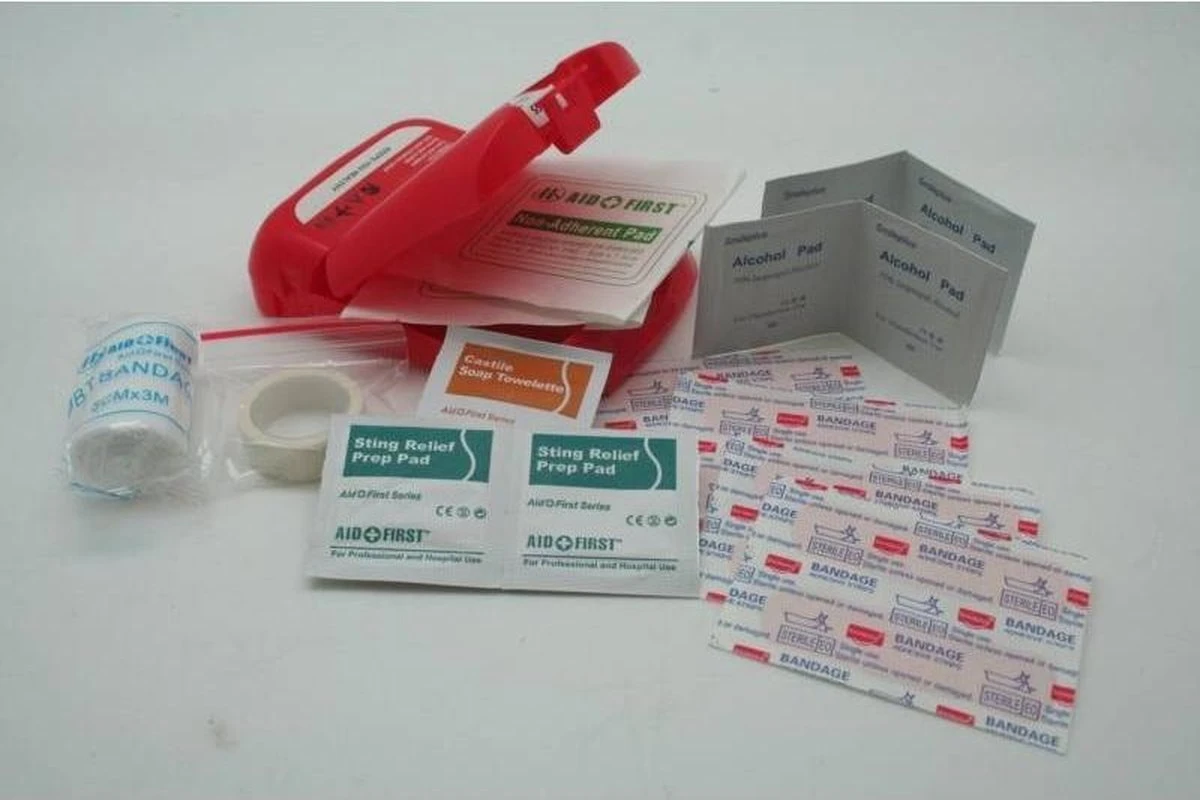 Eerste Hulp Set - EHBO Set - First Aid Kit - Verbanddoos - Voor Reis & Outdoor 2 Eerste Hulp Set - EHBO Set - First Aid Kit - Verbanddoos - Voor Reis & Outdoor - Afbeelding 2