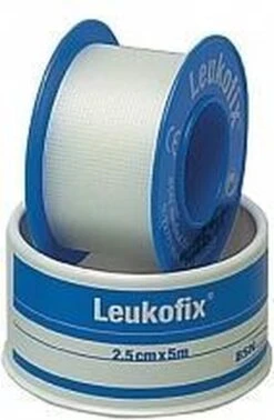 Leukofix - 5 M X 2.5 Cm - Verband -Winkel Voor Ehbo-Apparatuur 785x1200 2