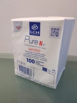 Non Woven Kompressen 10 X 10 Cm. - 100 Stuks